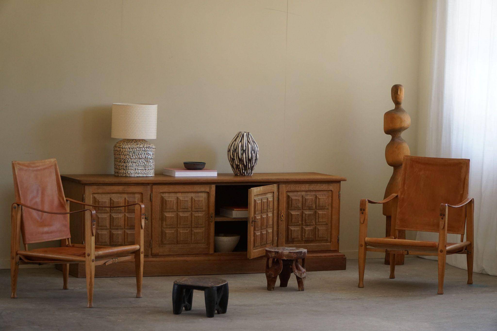 Pair of Safari chairs by Kaare Klint in ash and leather, Rud. Rasmussen, 1960.