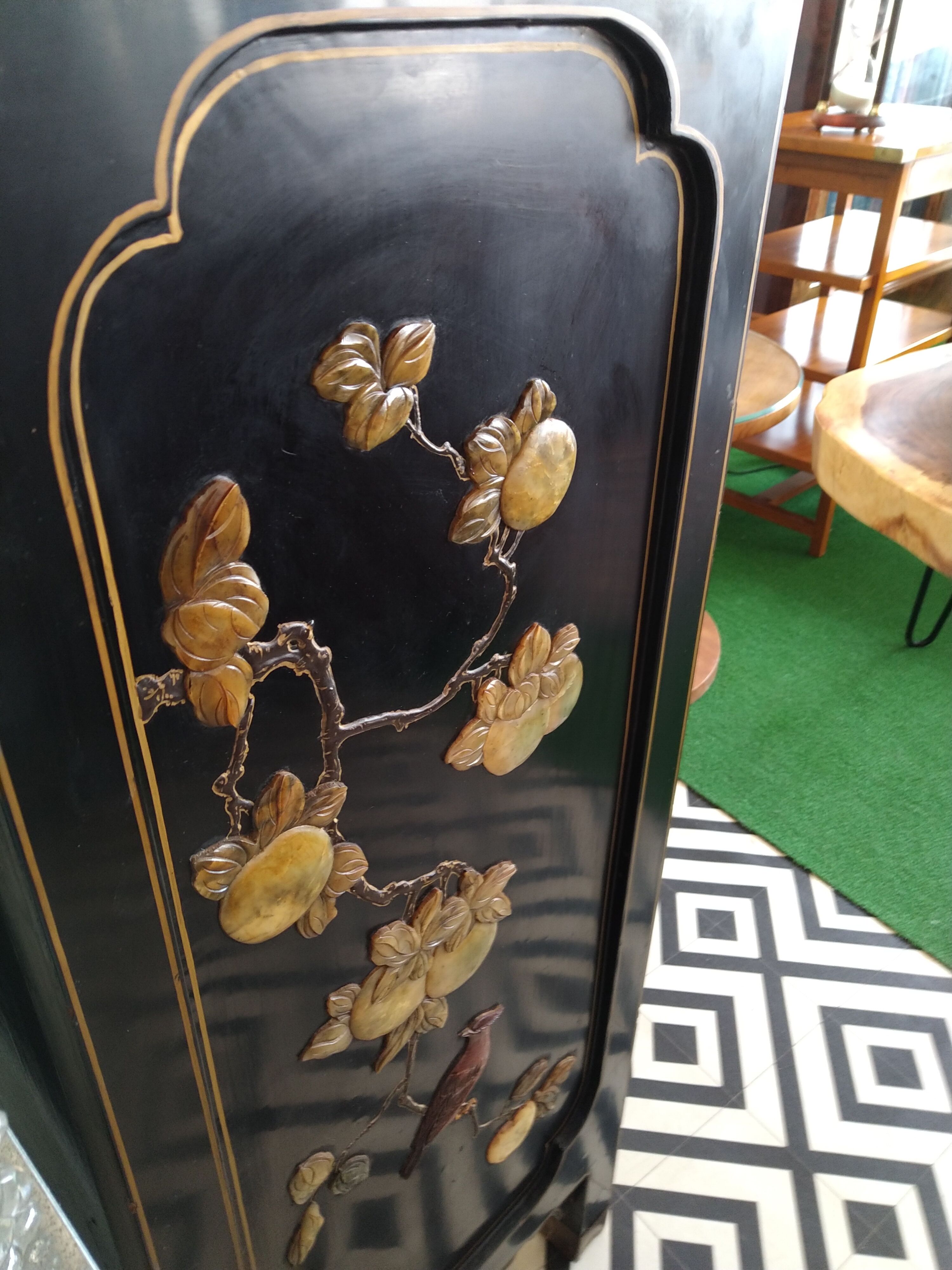 Chinese buffet decorating hard stones