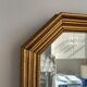 Miroir en bois d'or biseauté