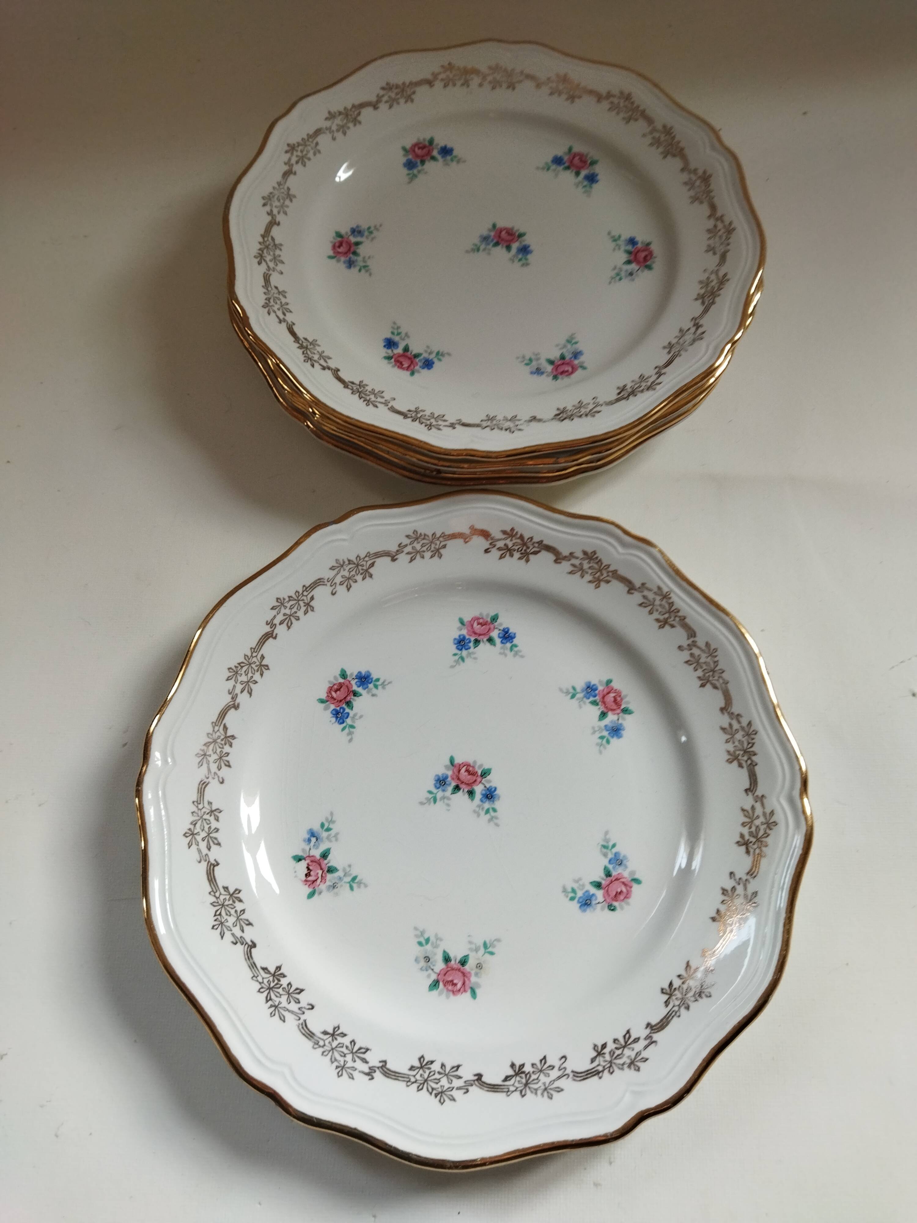 5 dessert plates L'Amandinoise