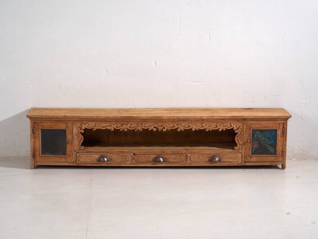 Old pine wood buffet – China, circa 1930