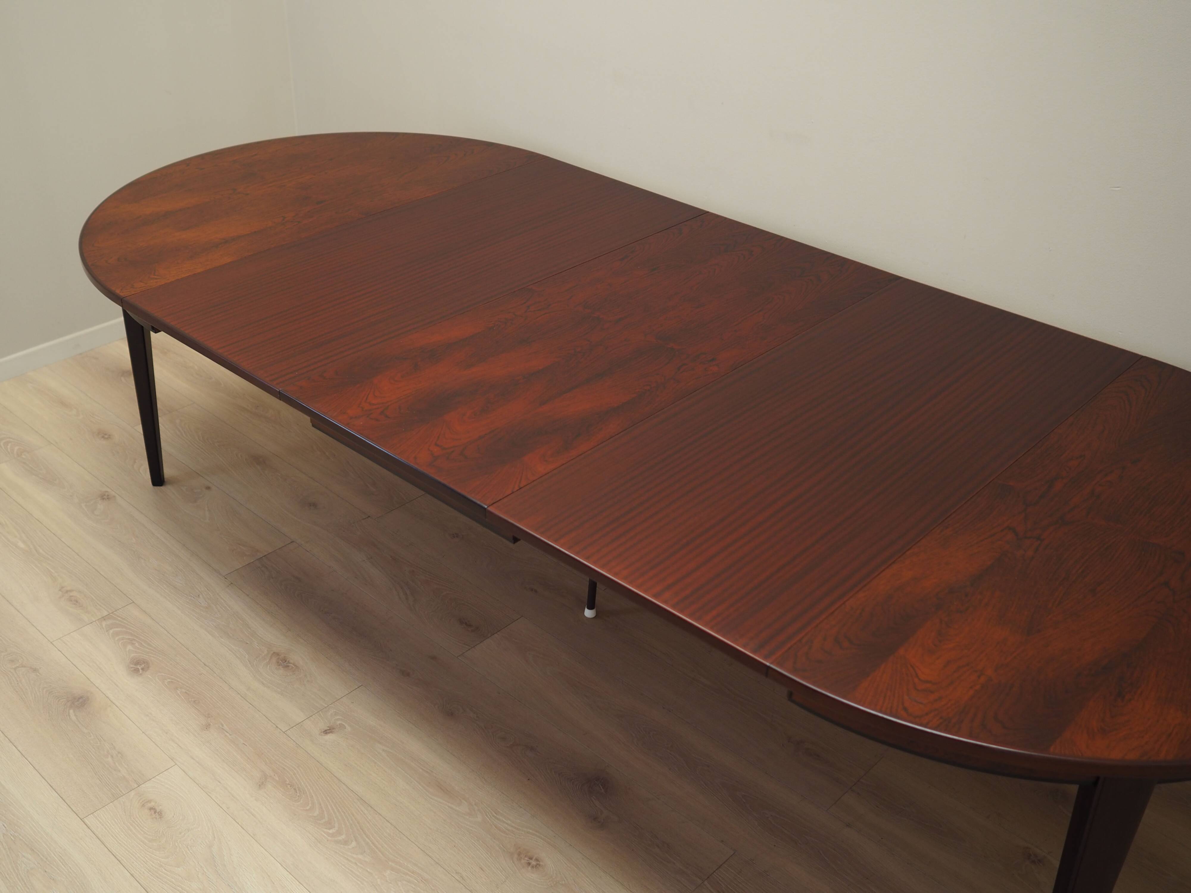 Round rosewood table, Danish design, 1970s, manufacturer: Omann Jun