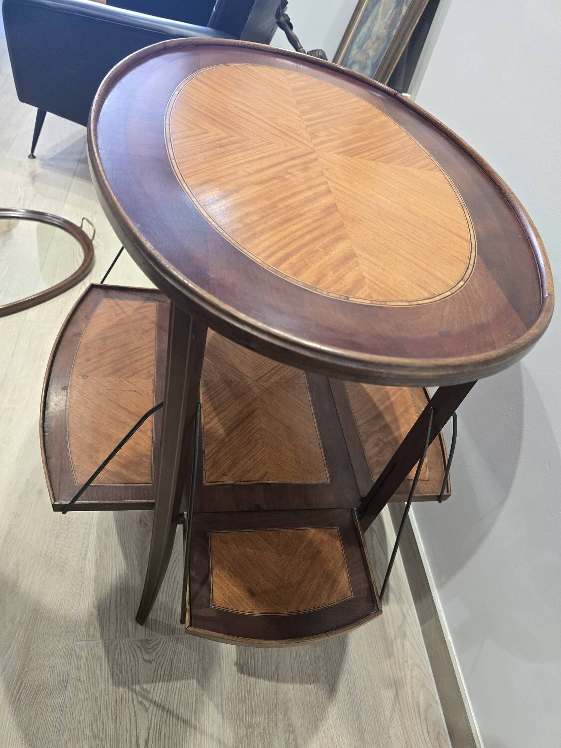 Folding tea table in marquetry wood - removable top