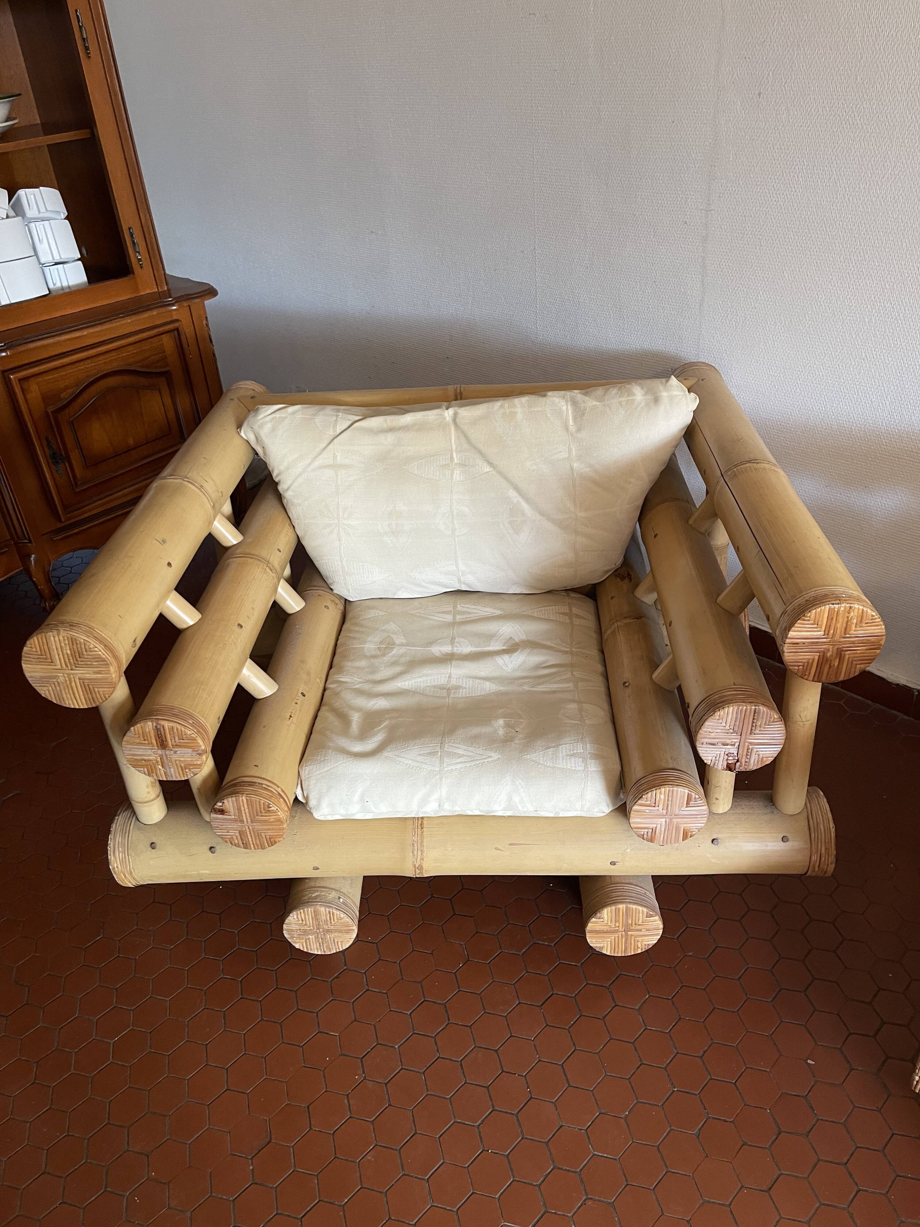 Set Sofa and 2 armchairs in large bamboo with cushions
