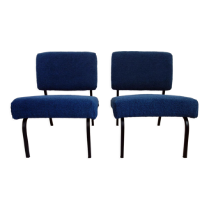 Paire de chauffeuses minimalistes