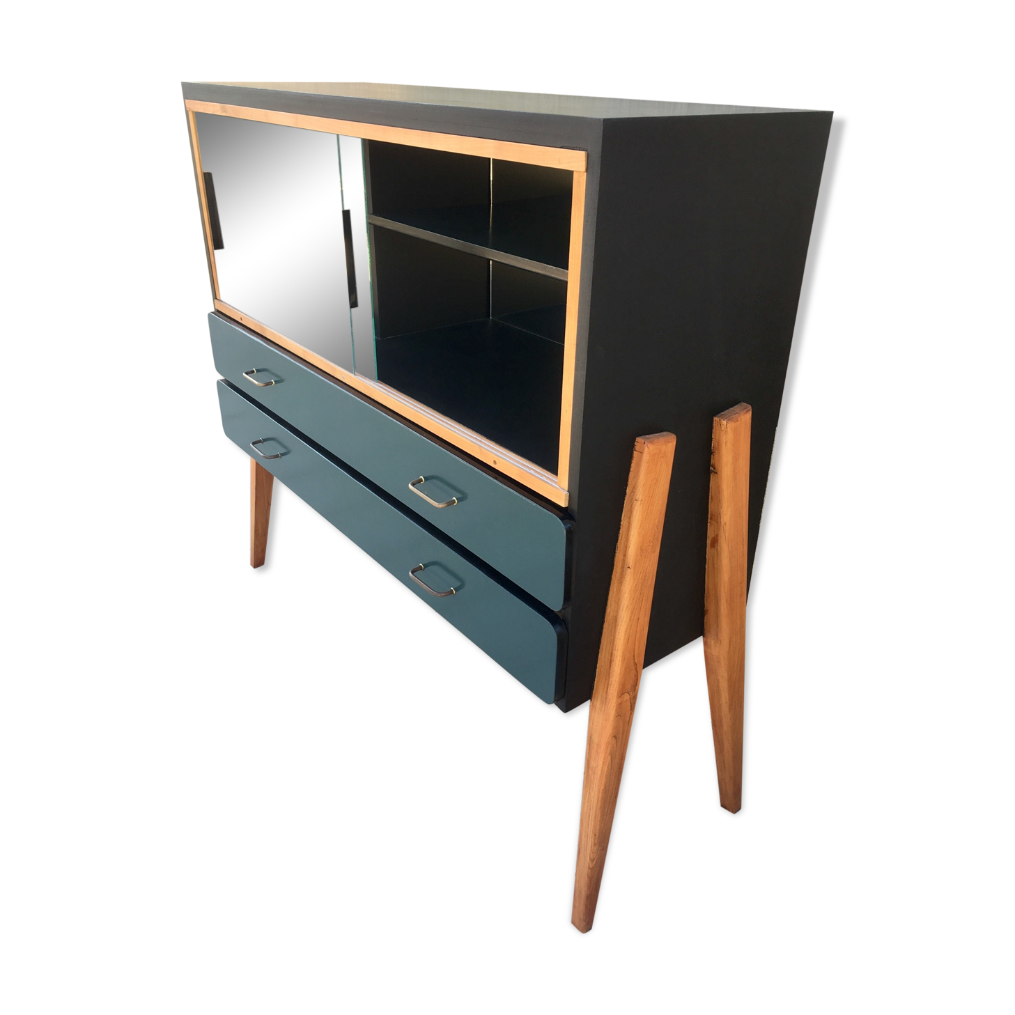 Showcase vintage compass feet