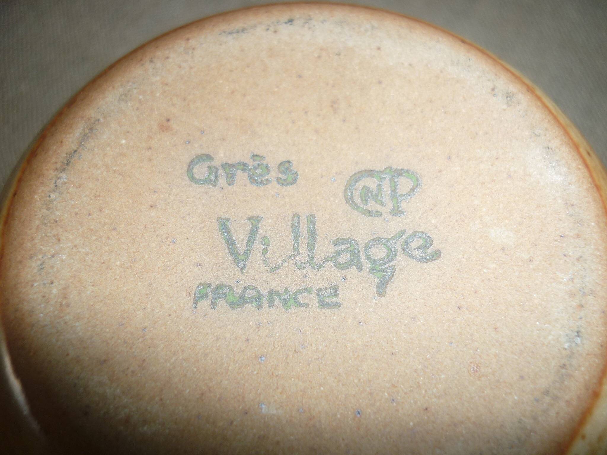 Covered sugar bowl in stoneware CNP Village France