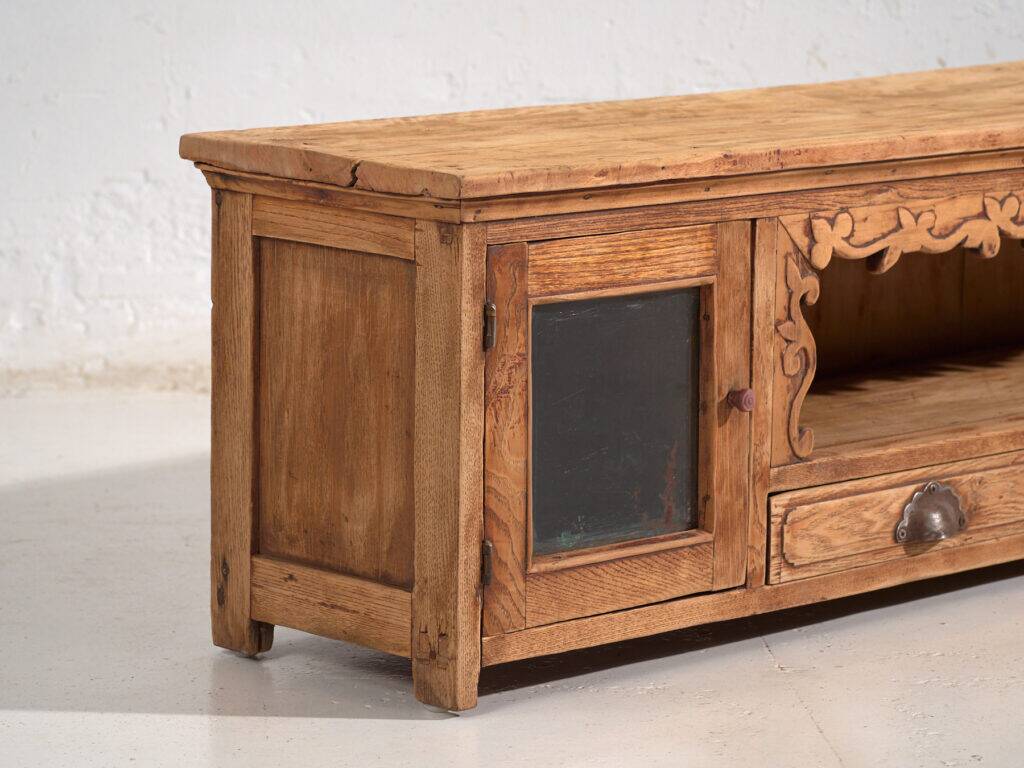 Old pine wood buffet – China, circa 1930