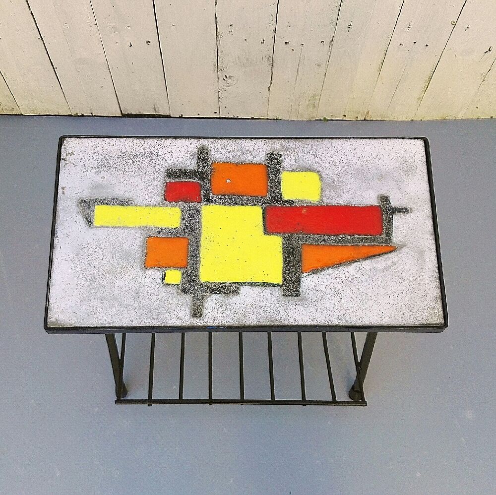 End of sofa abstract ceramic side table