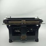 Underwood No. 5 of 1911 typewriter - Standard - Champion