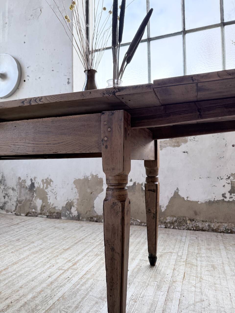 Solid oak farmhouse table with integrated extensions 1950
