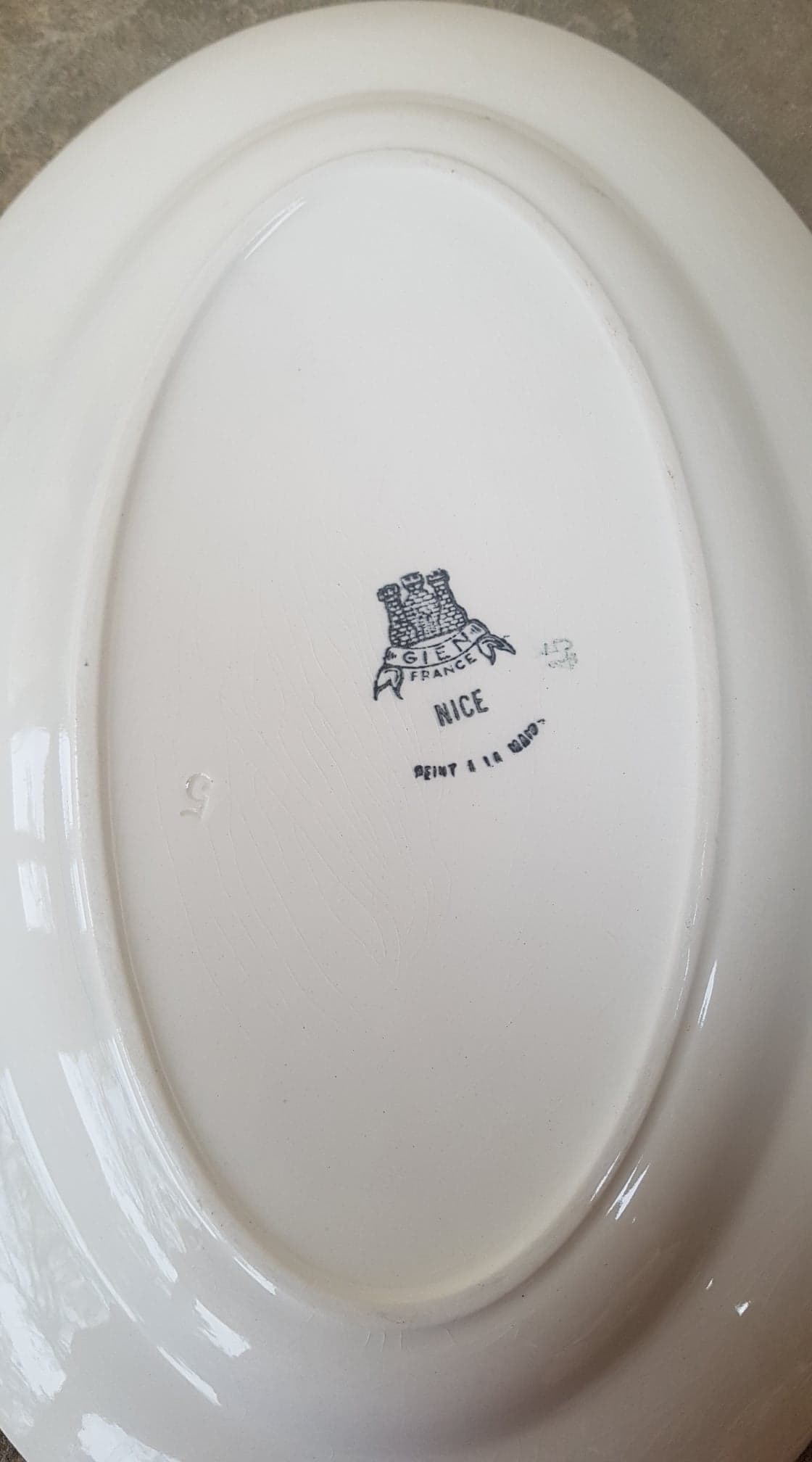 Oval dish Gien model Nice