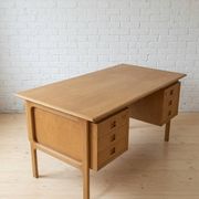 Bureau exécutif en chêne par Arne Vodder de Brouer Møbelfabrik, Danemark, années 1960.