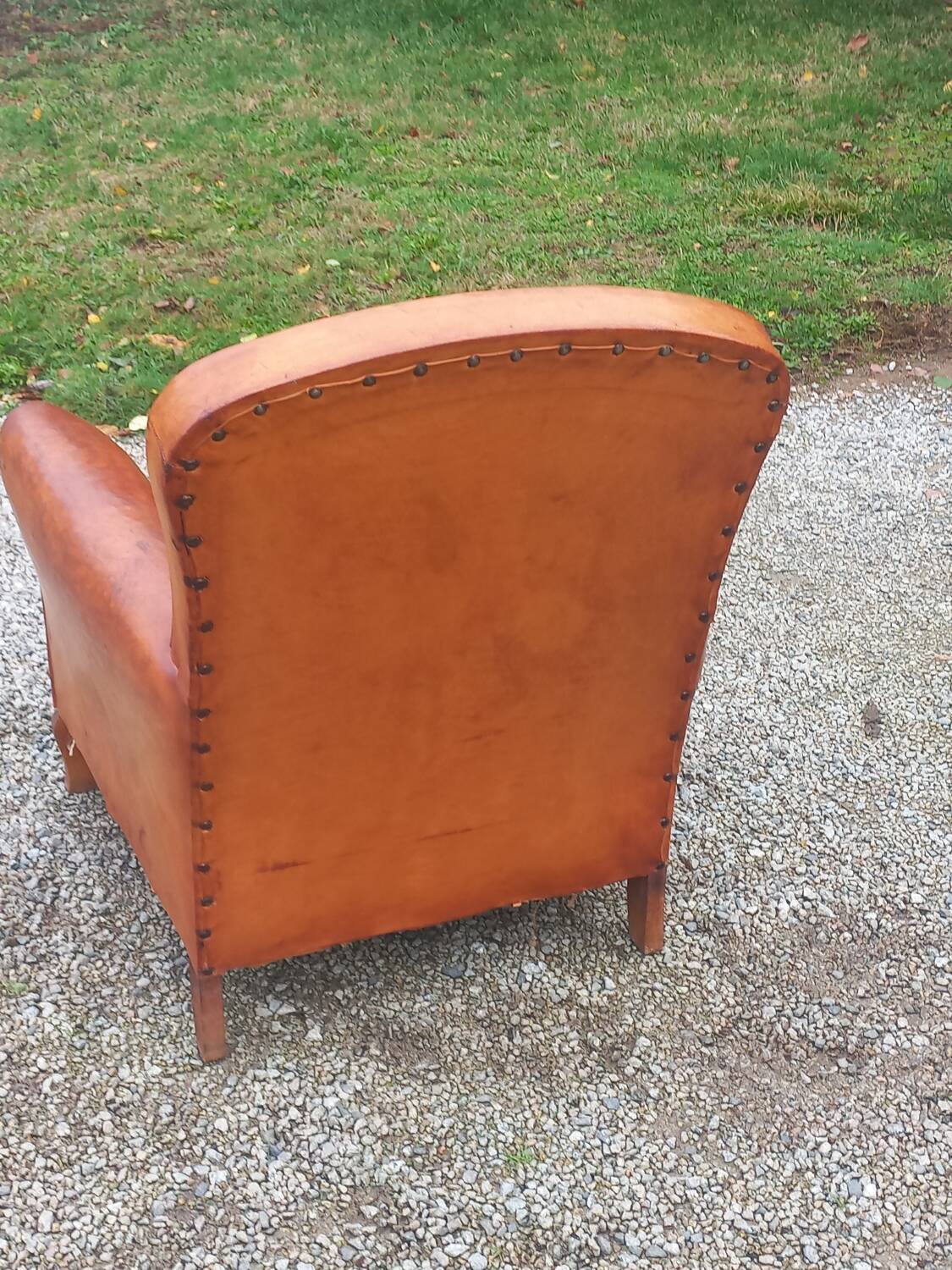 Art deco leather club chair from the 1930s