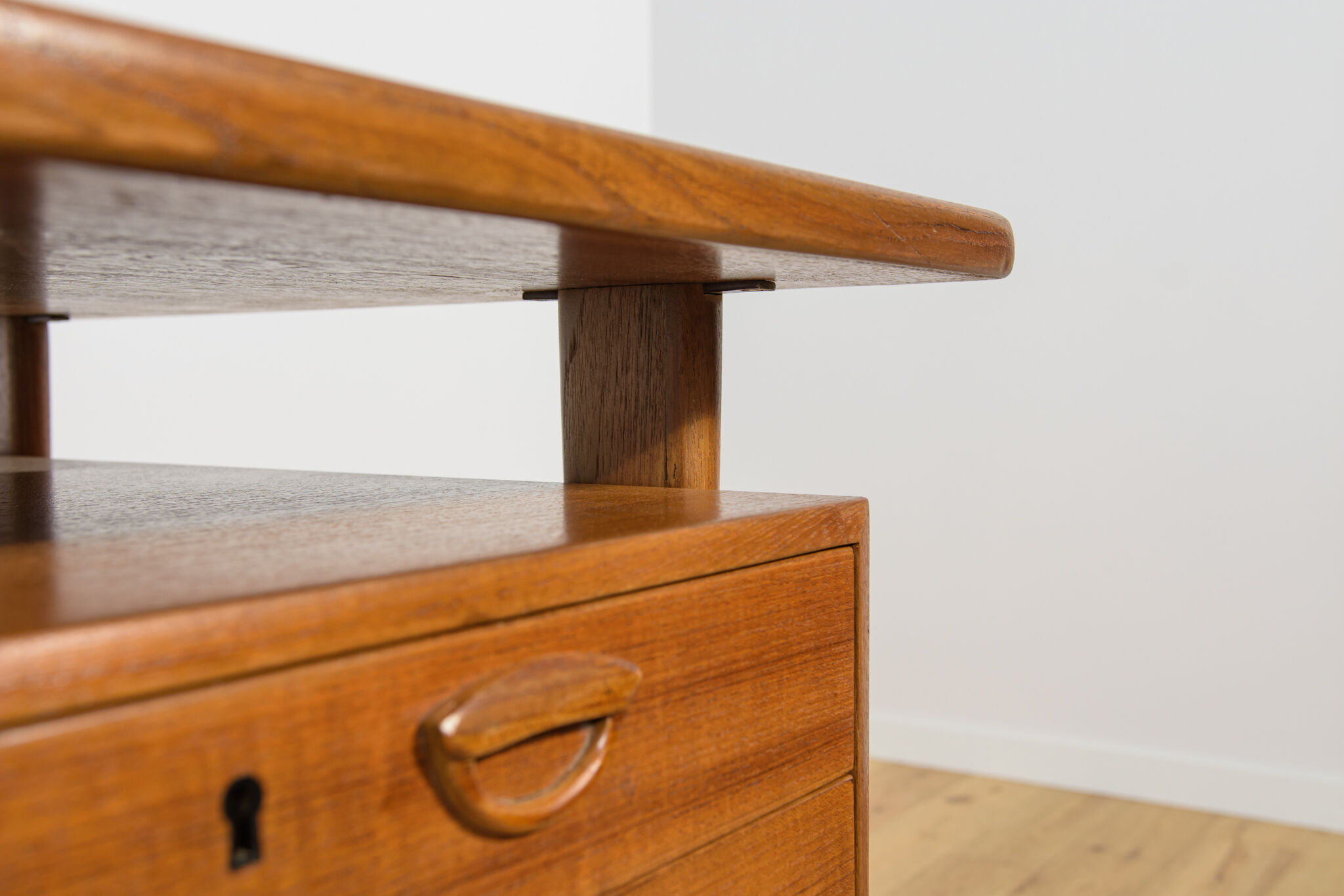 Mid-century freestanding teak desk by Kai Kristiansen for Feldballes Møbelfabrik, 1960s
