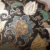 Copper cup, painted partitioned, on base