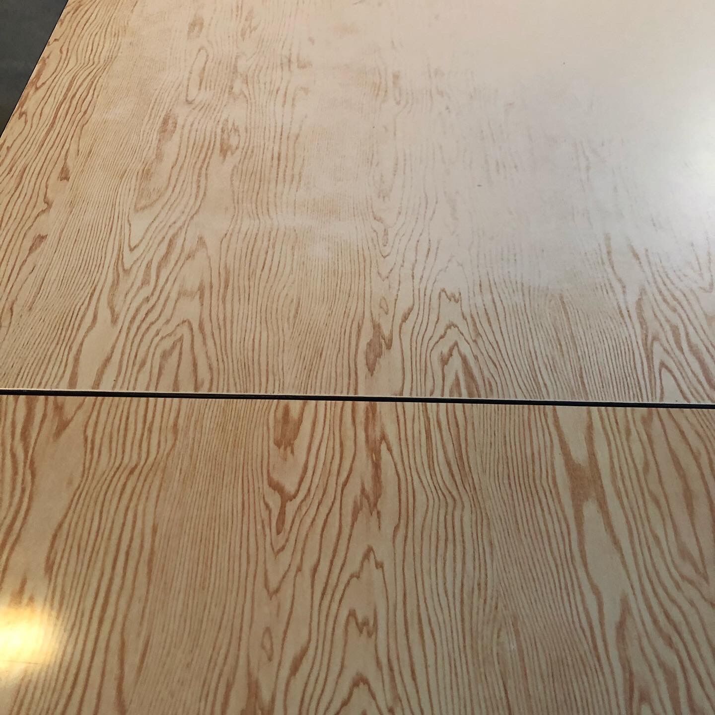 Formica table with extensions