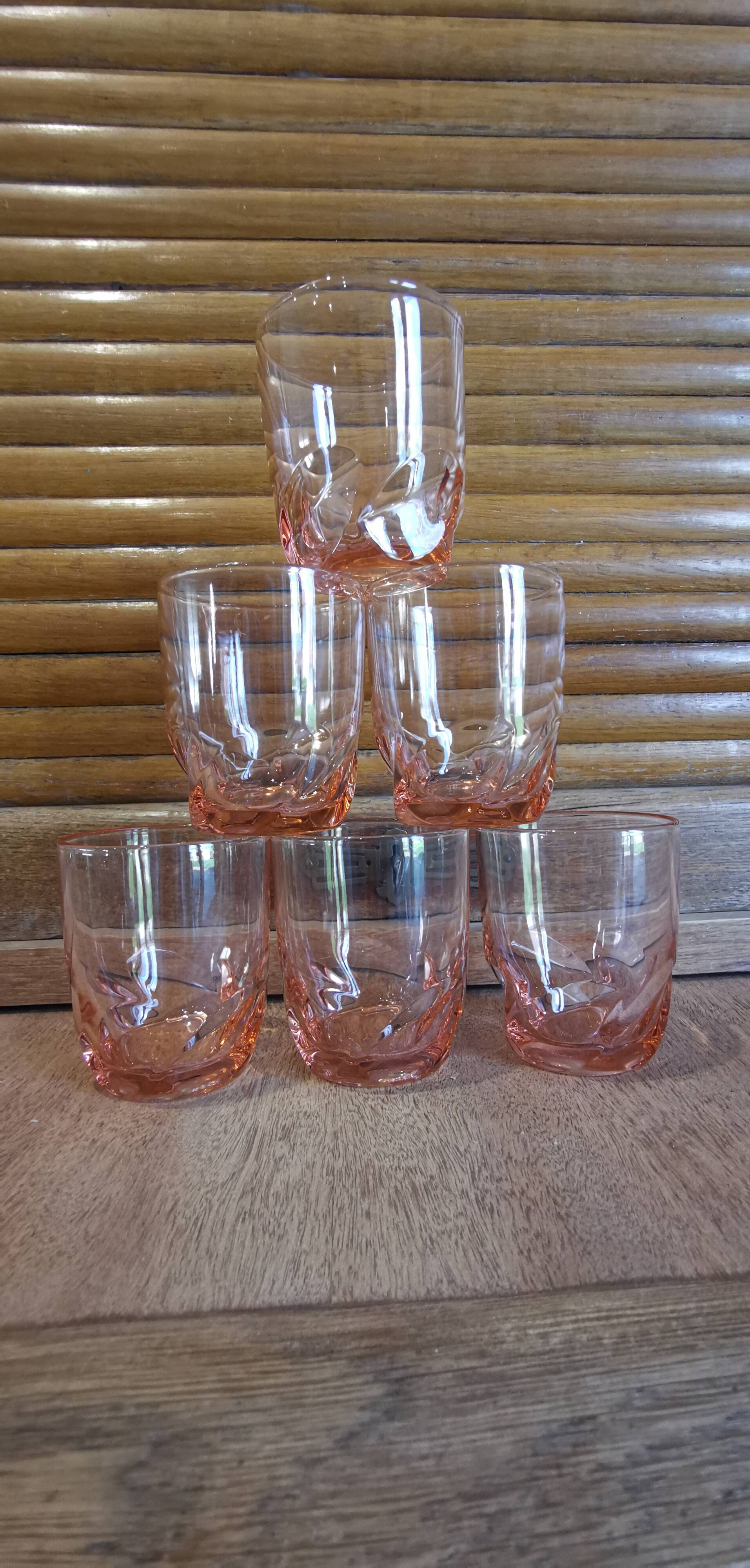 6 vintage pink glasses