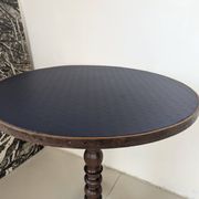 Round table, turned oak leg