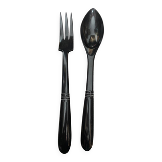 Horn salad servers