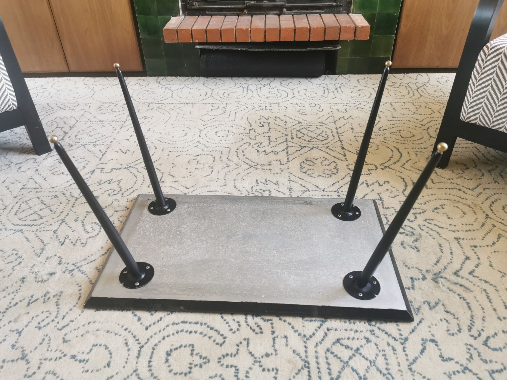 Vintage resin coffee table with a marble effect.