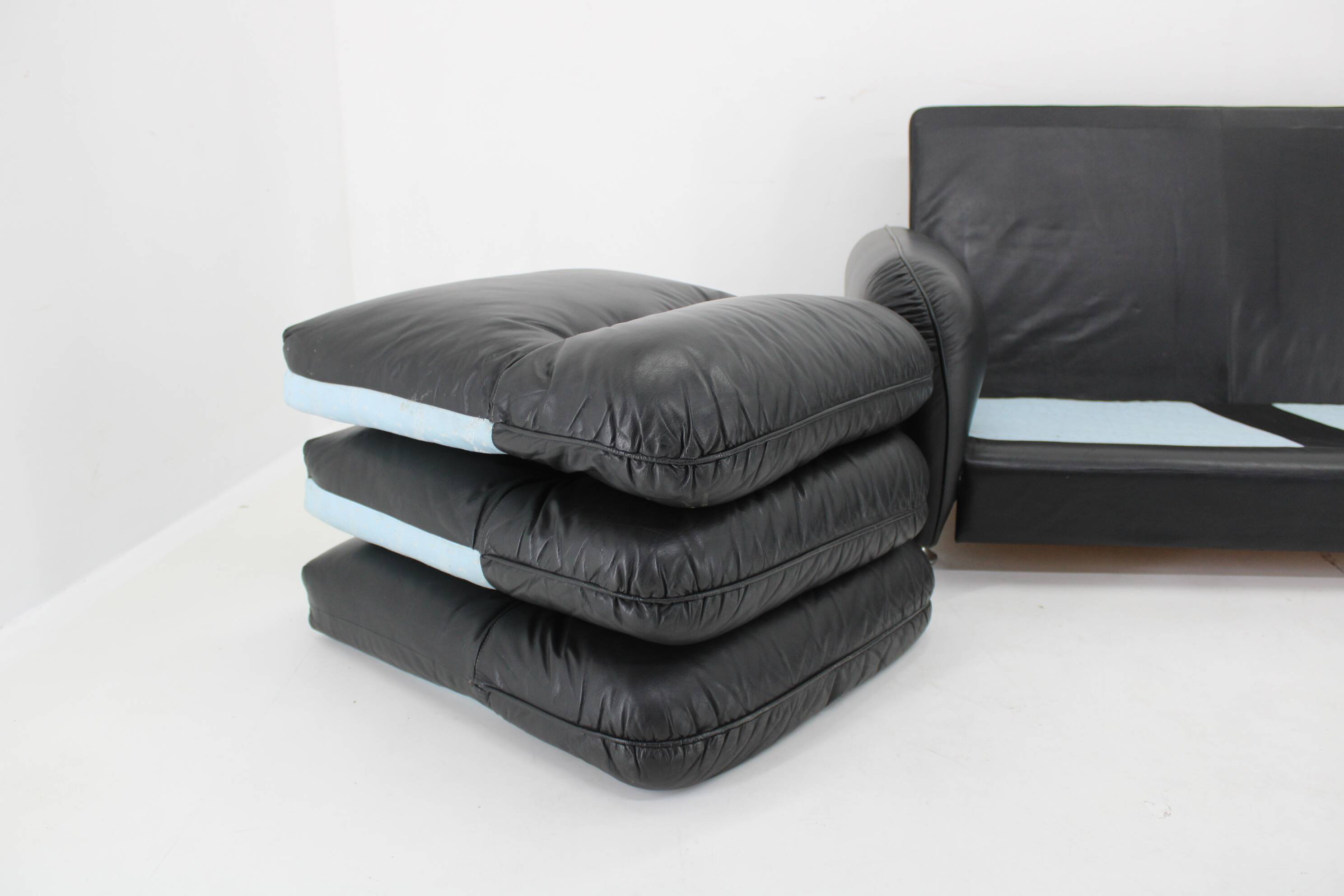 1970s 3-Seater Sofa in Black Leather,Italy