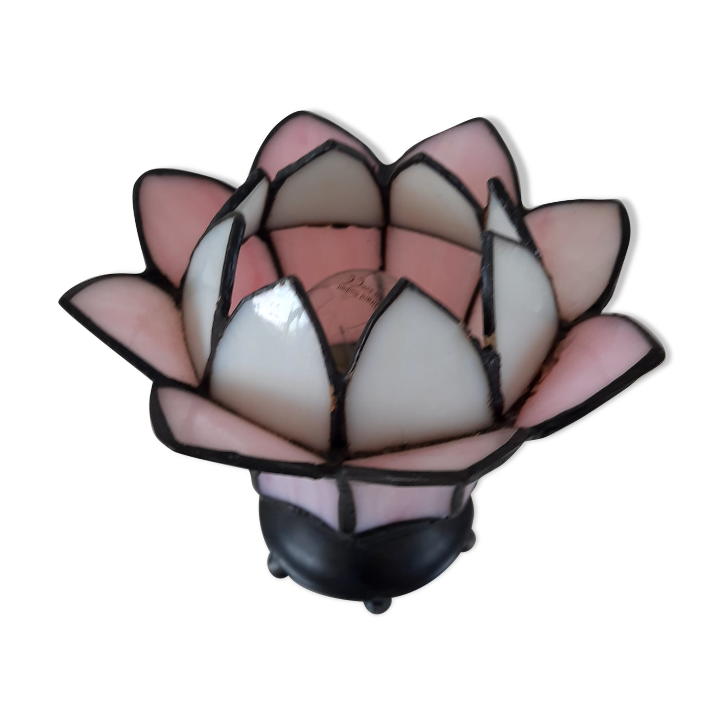 Lotus lamp in the taste of the tiffany house