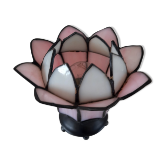 Lampe lotus dans le goût de la maison tiffany