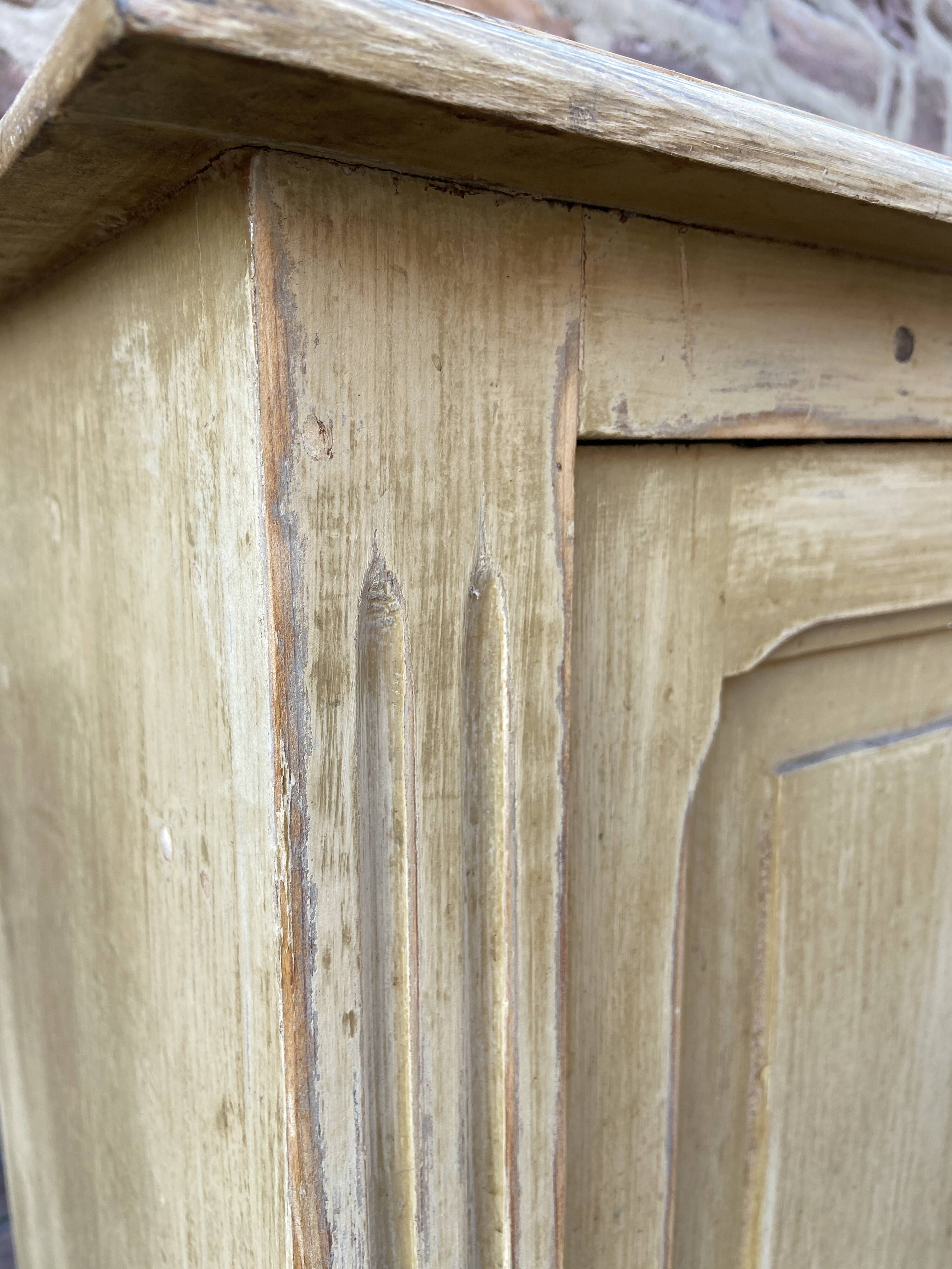 Small rustic alsatian furniture circa 1900 painted fir buffet craft furniture popular art sideboard