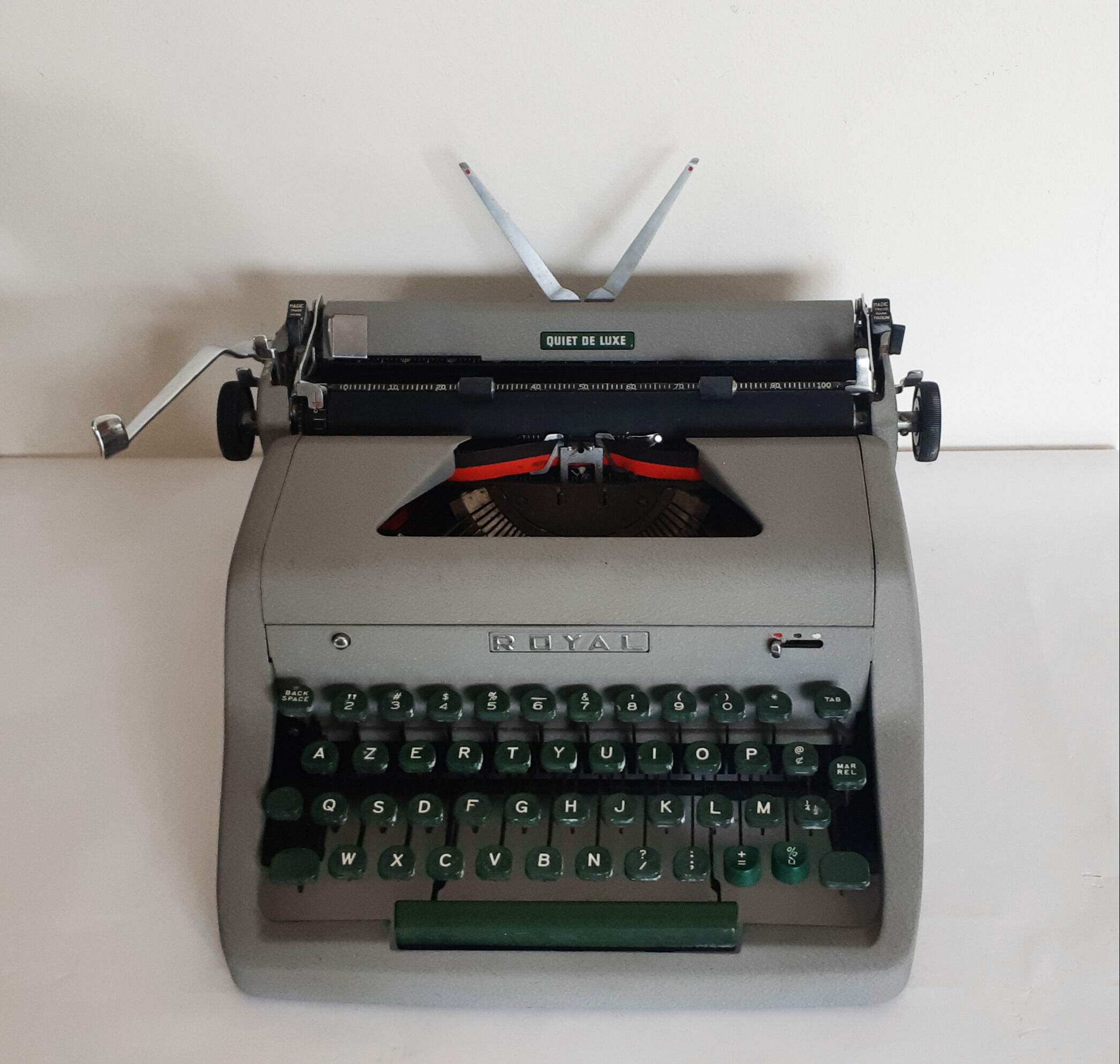 Functional portable typewriter , Royal