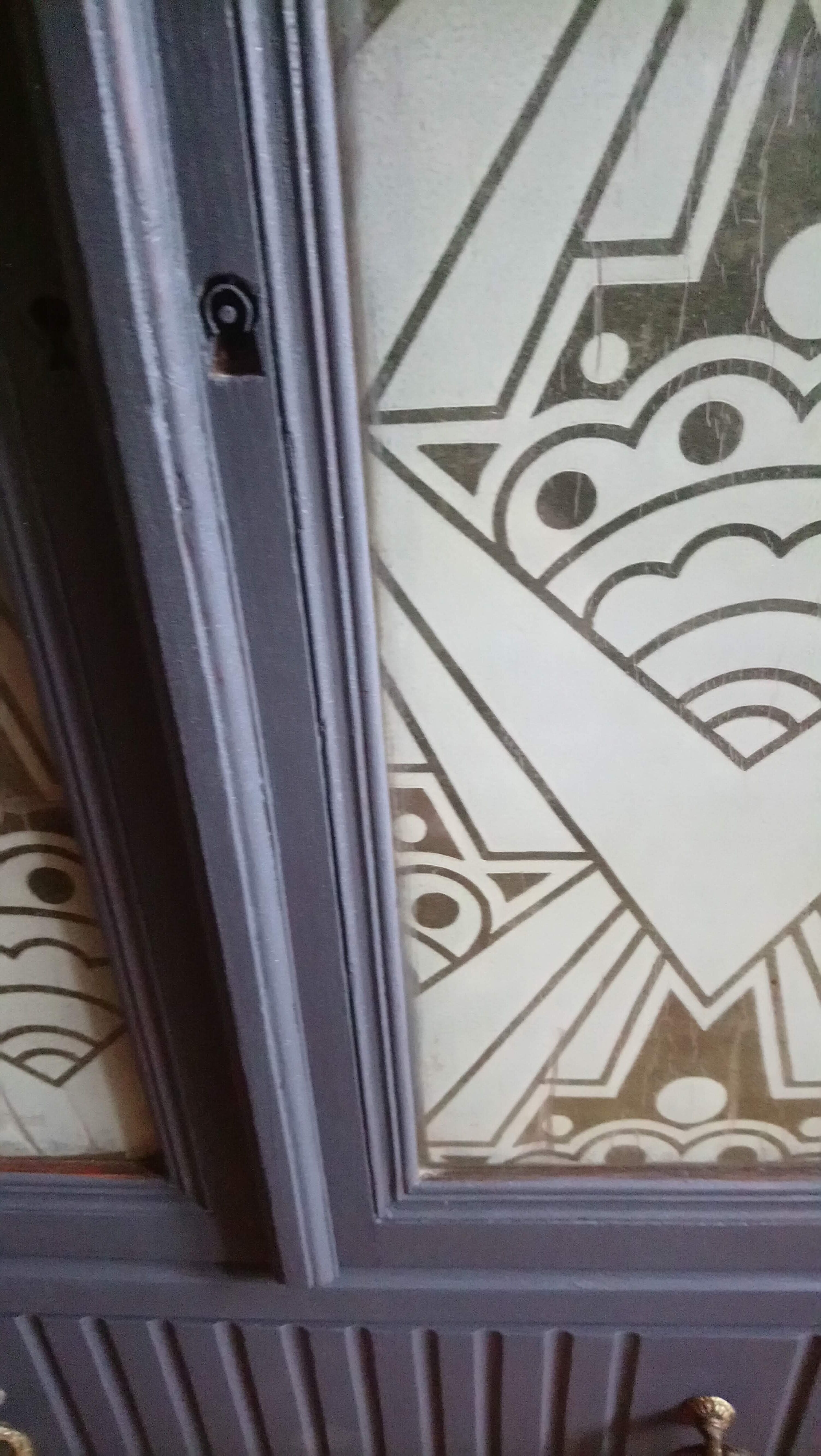 Small closet vintage