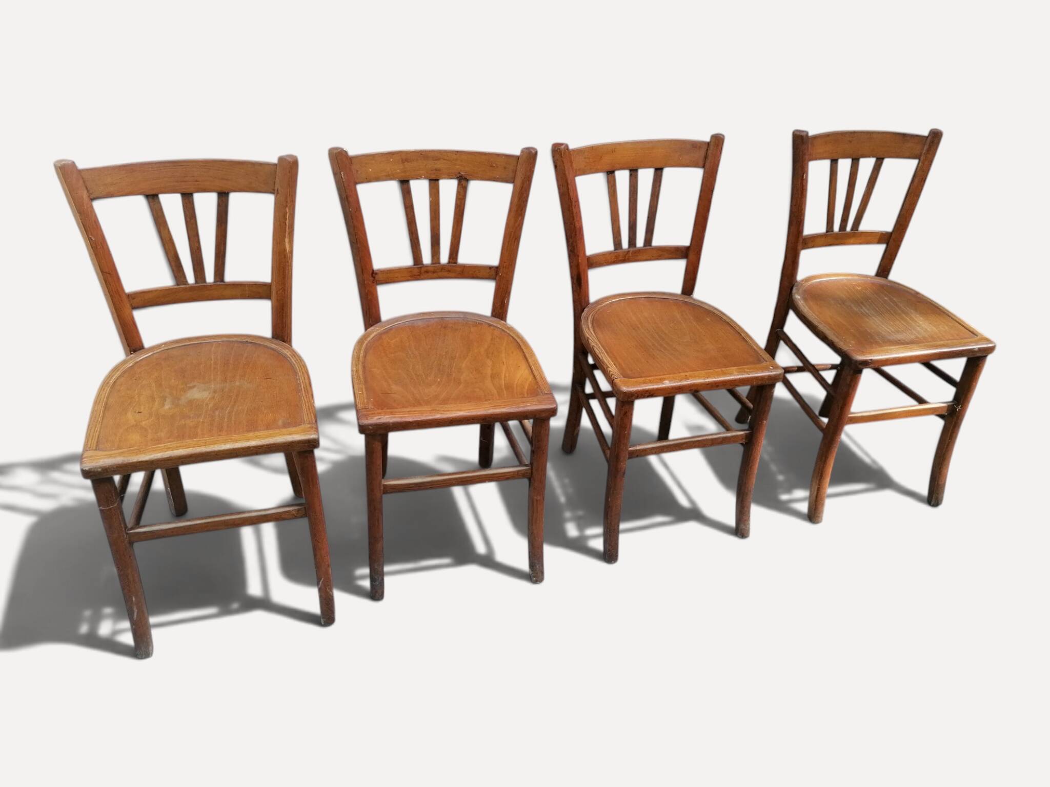 4 Luterma bistro chairs.