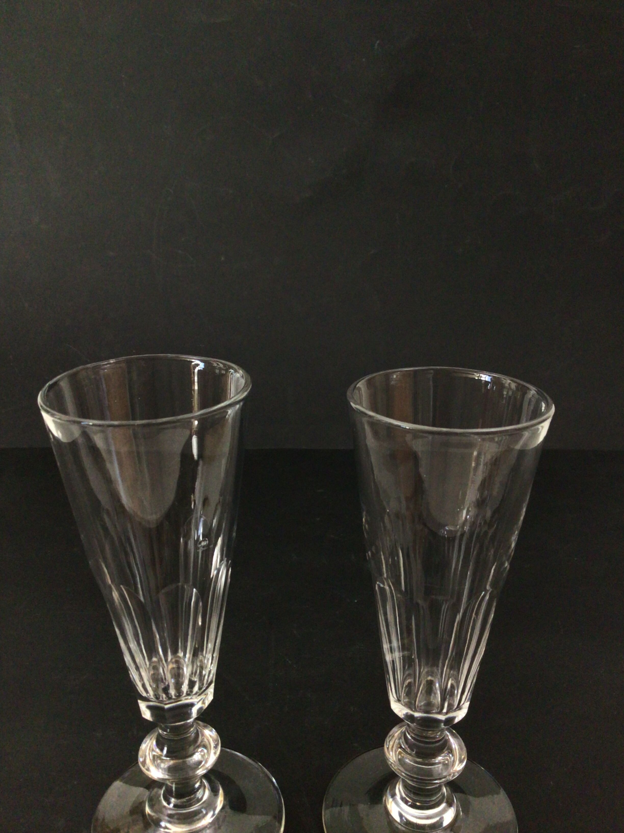 2 champagne flutes Baccarat Saint Louis model Caton