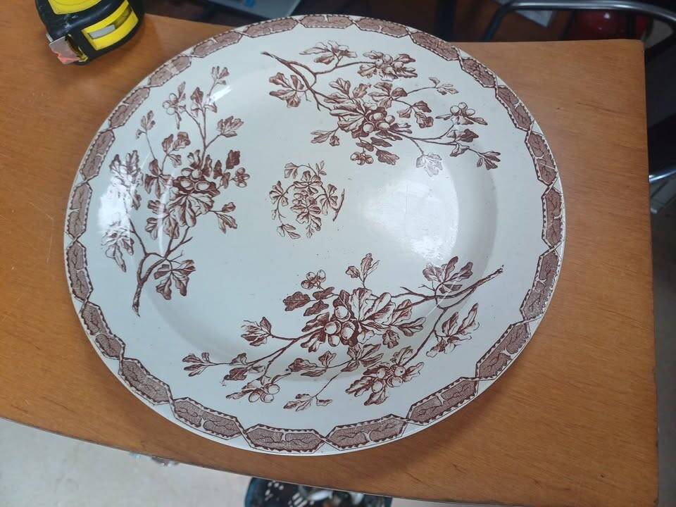Large vintage round plate Lunéville K&G ironstone