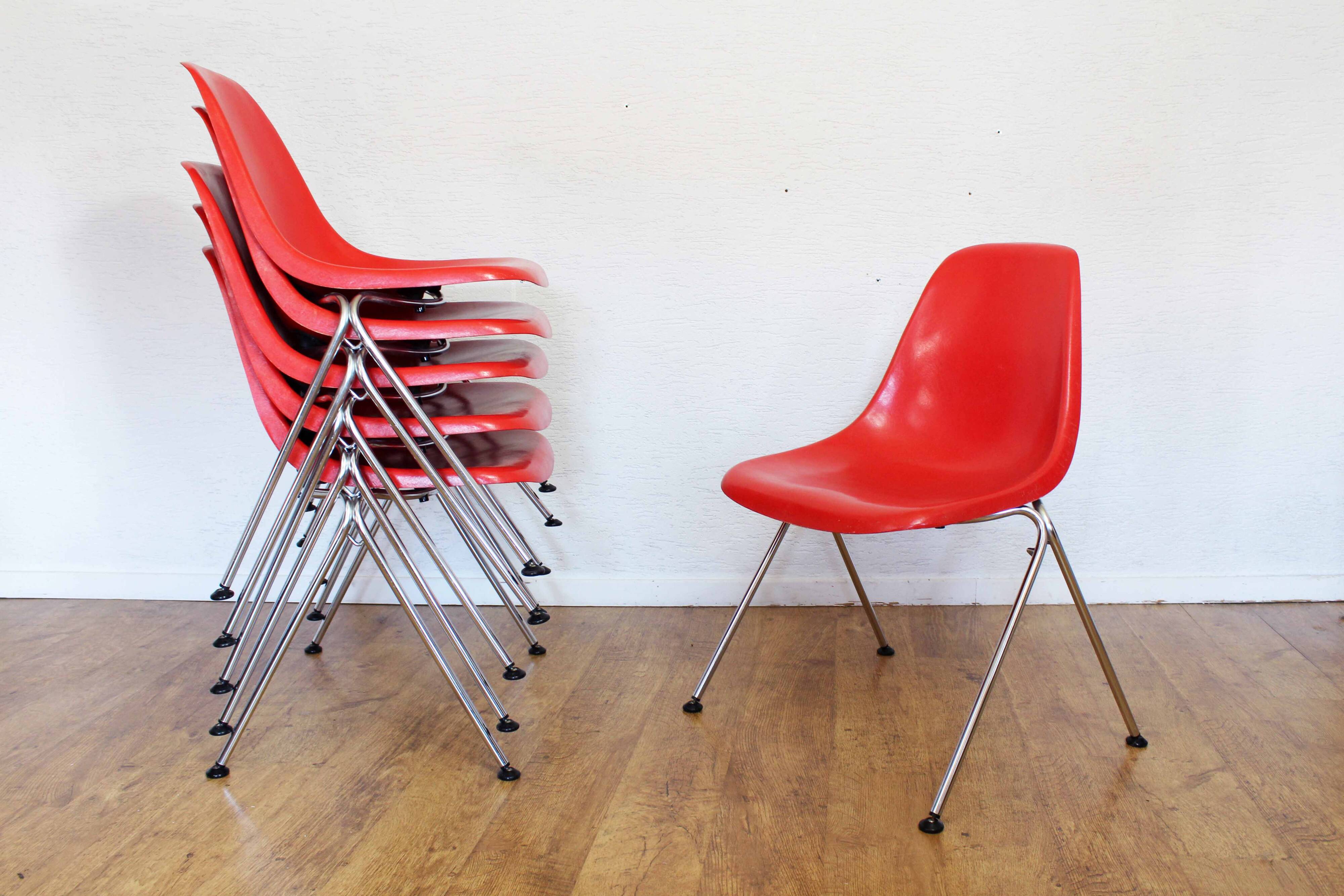 Set of 6 Stella chairs 1970
