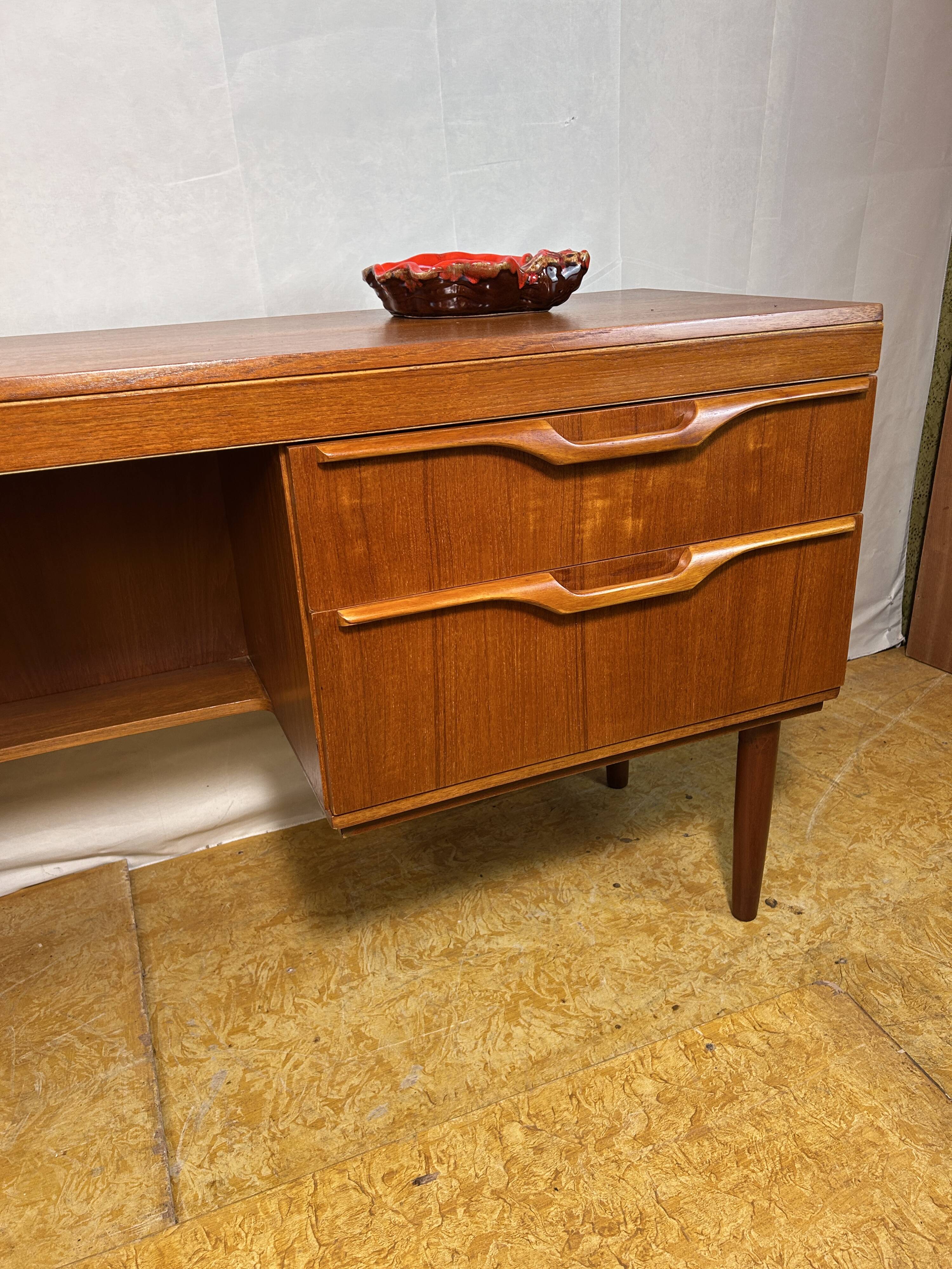 Mid-Century Retro Vintage Teak Desk by Stonehill (1960)  Timeless Design –