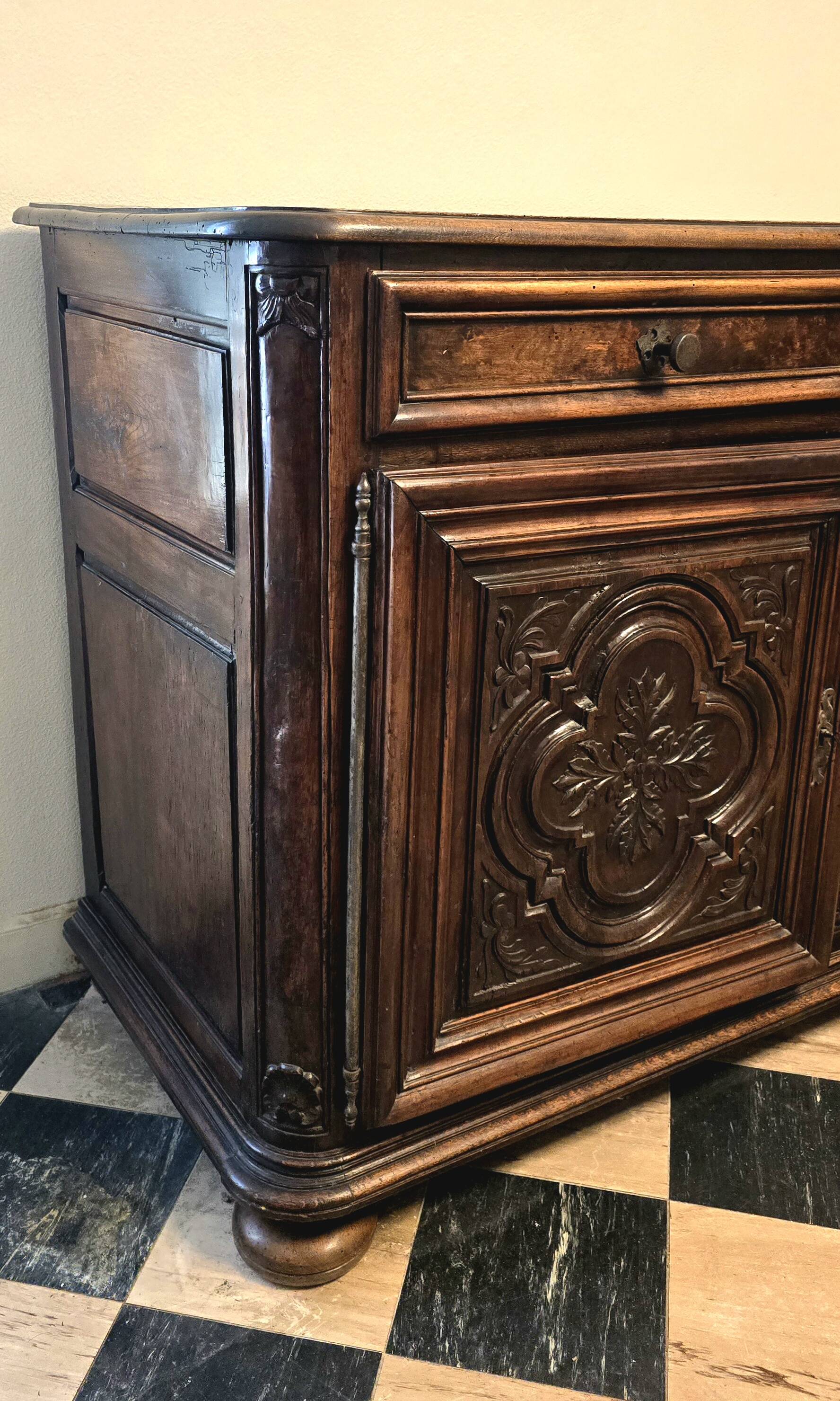 Buffet 2 portes Louis XIII, XVIIIème s.