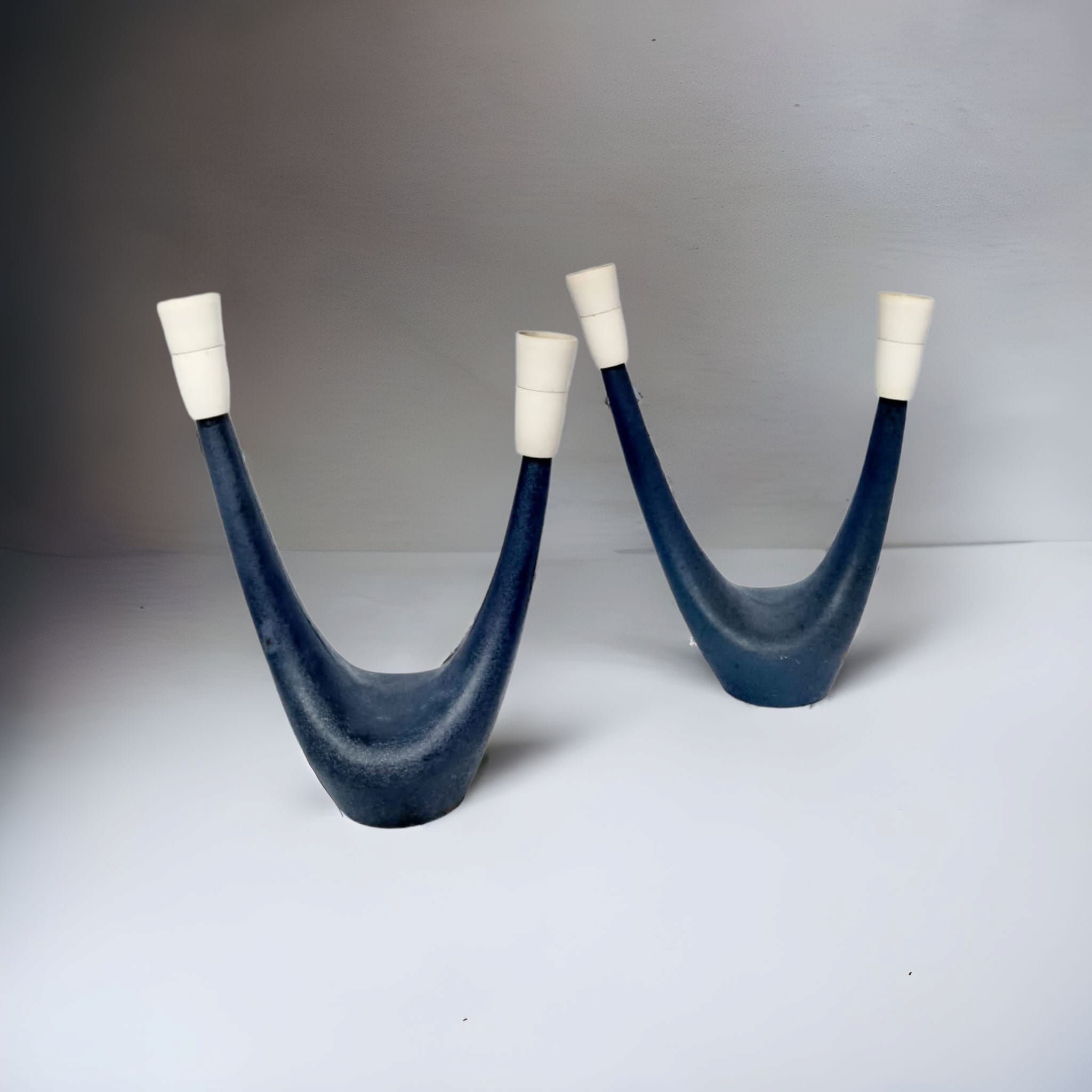 U-shaped mid-century atomic table lamps, 1950s, set of 2