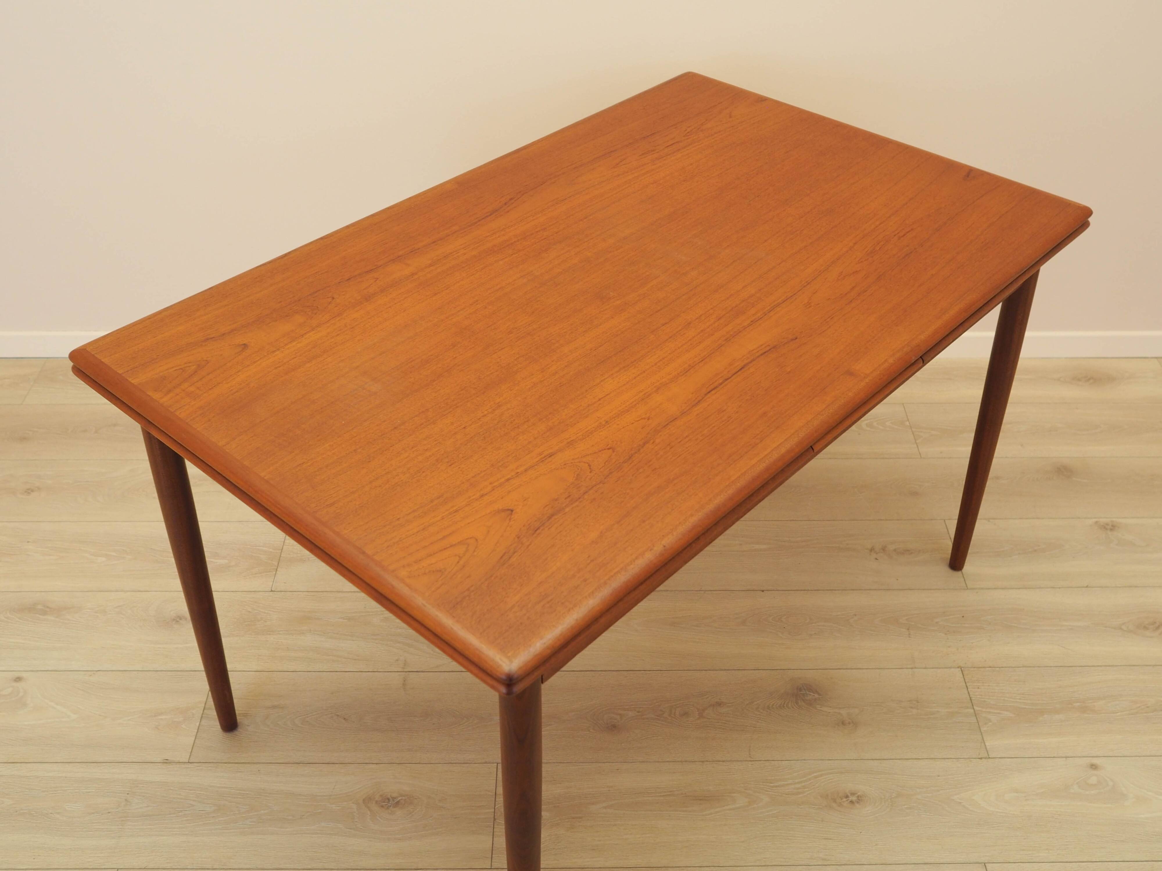 Table danoise extensible en teck, années 1970