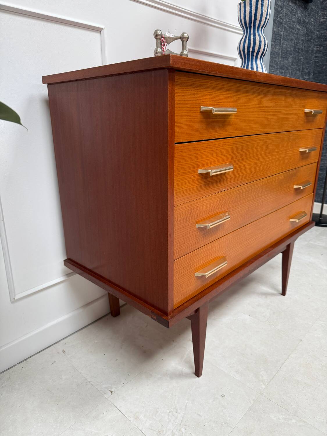 Vintage chest of drawers with spindle legs
