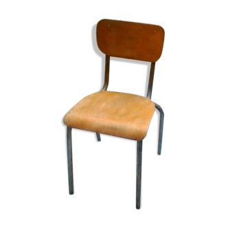 Chaise d'école vintage