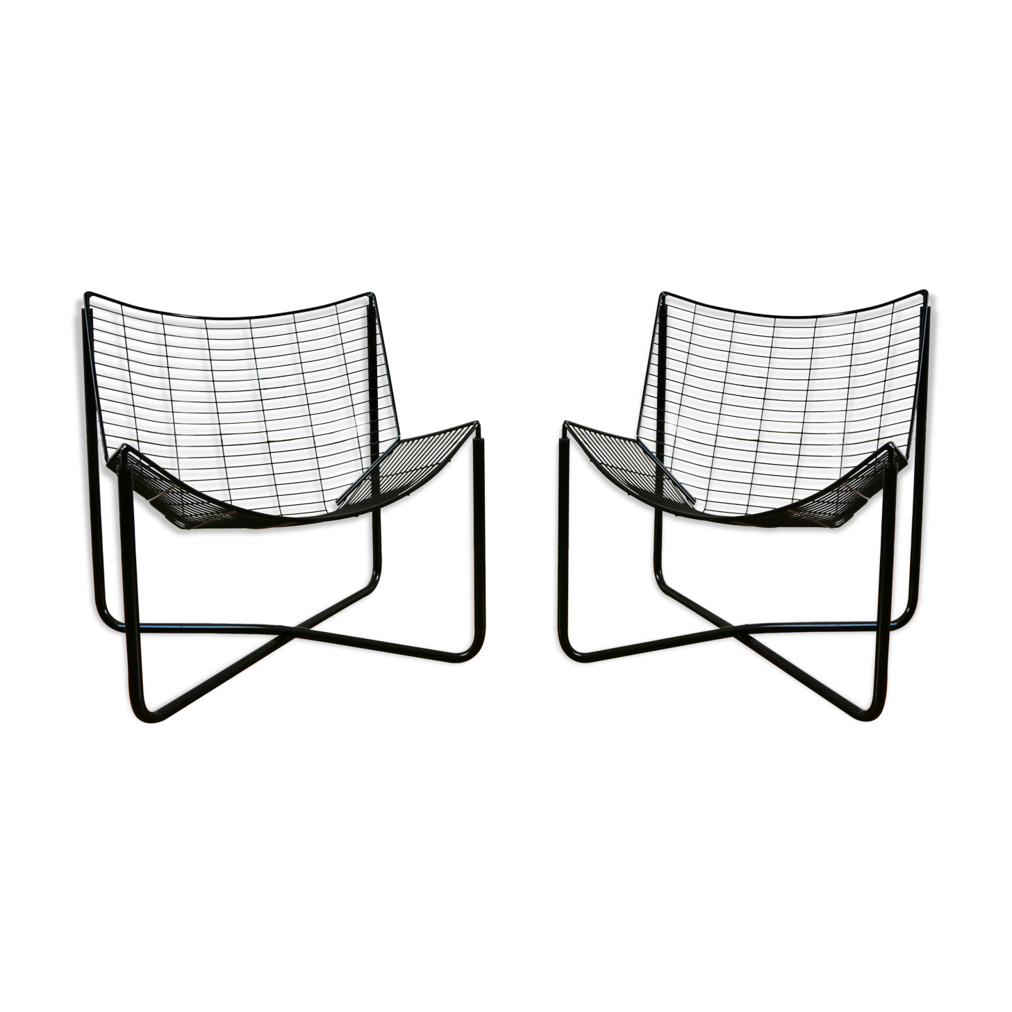 Paire de chauffeuses "Jarpen" de Niels Gammelgaard