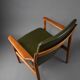 Fauteuil danois moderne du milieu du siècle, vert olive, modèle 431 par Arne Vodder