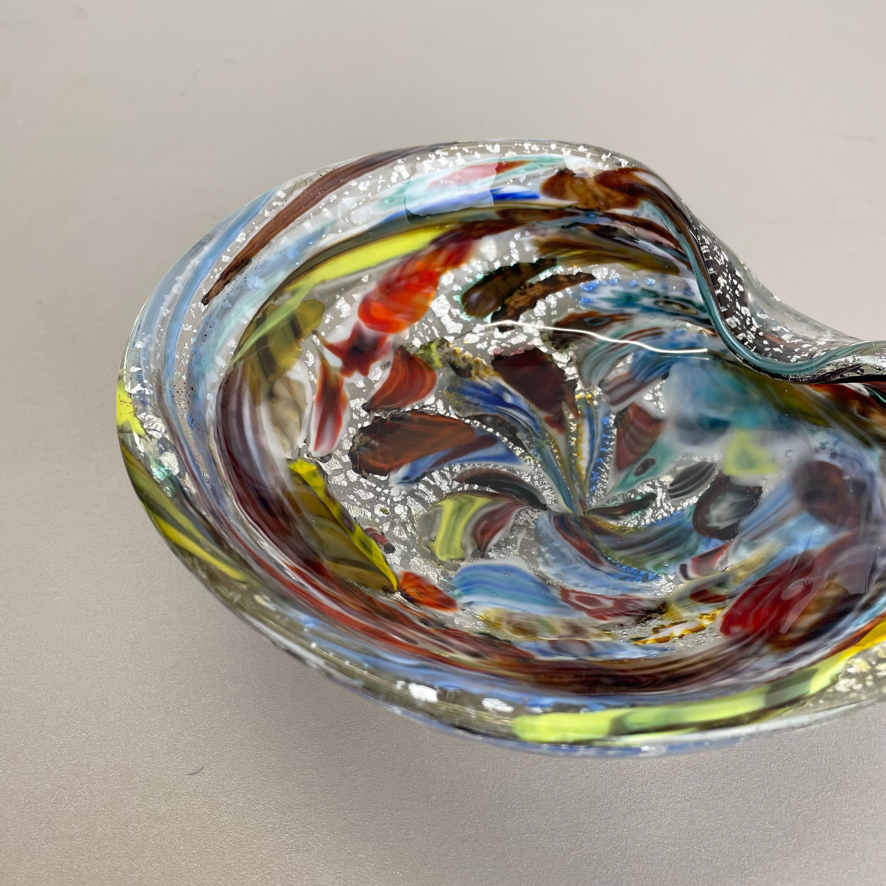 Bol en verre de Murano argent Flakes Shell Ashtray by Dino Martens Italie Années 1960