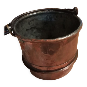 Copper pot