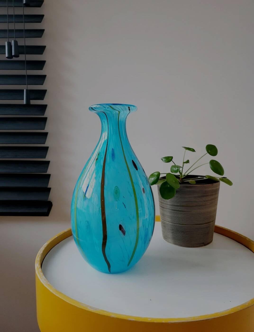 Vaas Meerkleurige en verre, style rétro, jaren 1980, Murano, italie