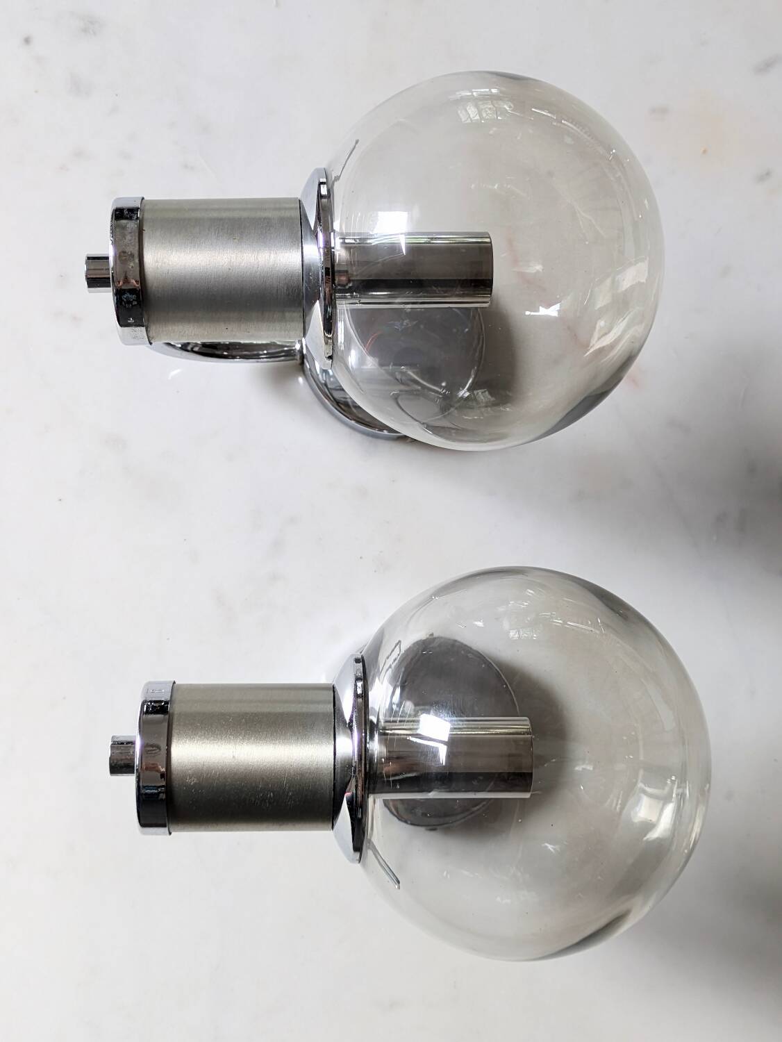 Duo See Delmas 70' wall lights