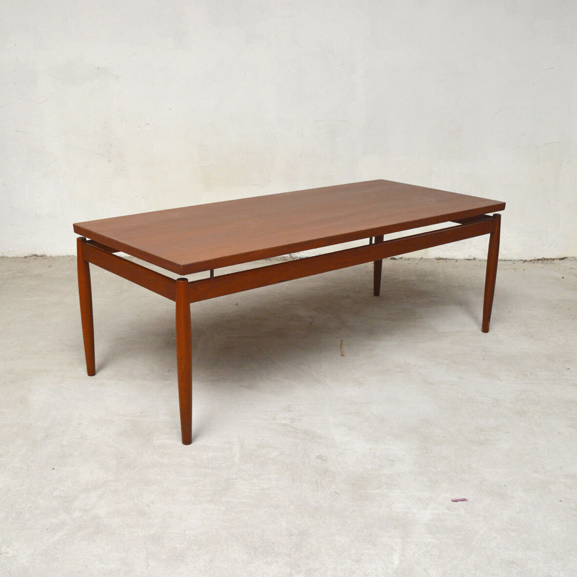 Danish coffee table Grete Jalk in teak, 1960