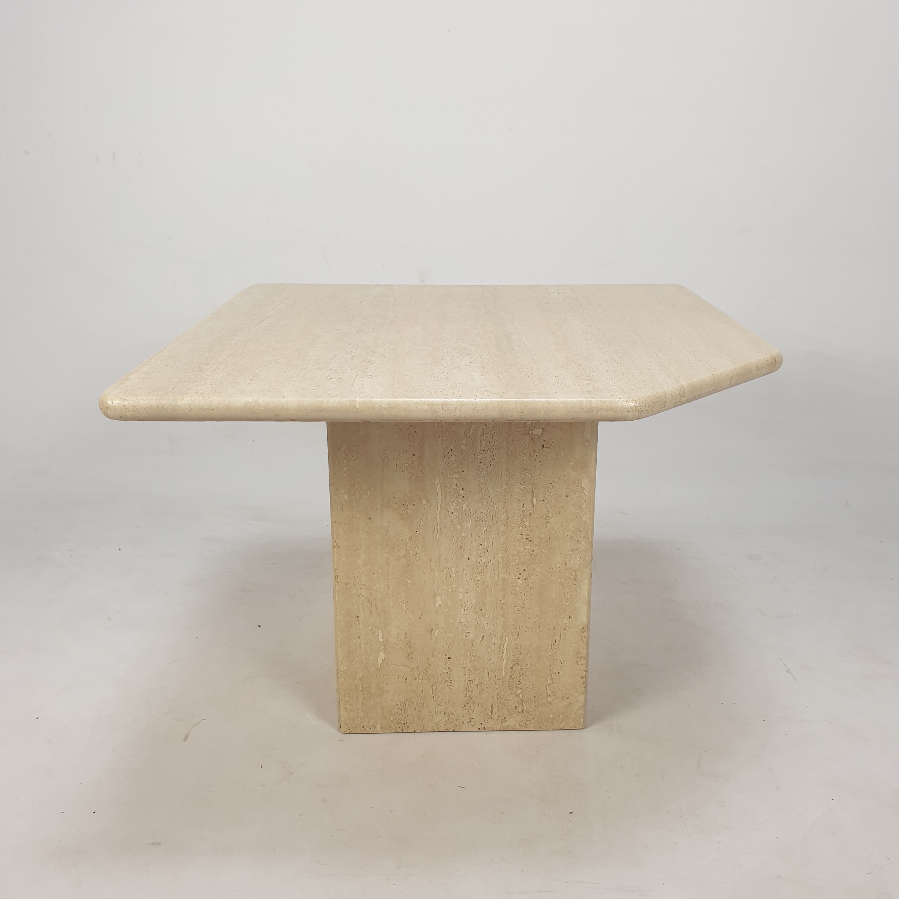 Italian Travertine Coffee Table, 1980s