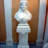 Large bust marianne (reinforced plaster) h76cm